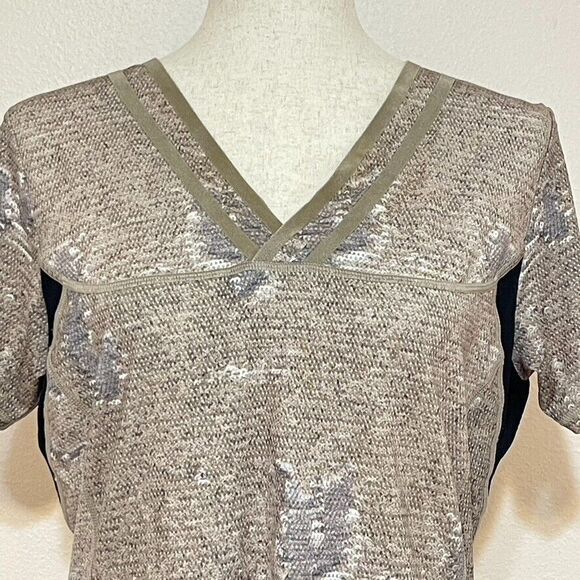 Bogner Sports Top Faux Sequence Print Size Large - Picture 4 of 13